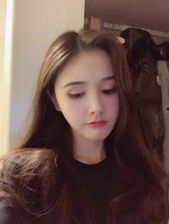 楚寒冰冰个人资料,才华横溢的年轻歌手，闪耀舞台的璀璨之星