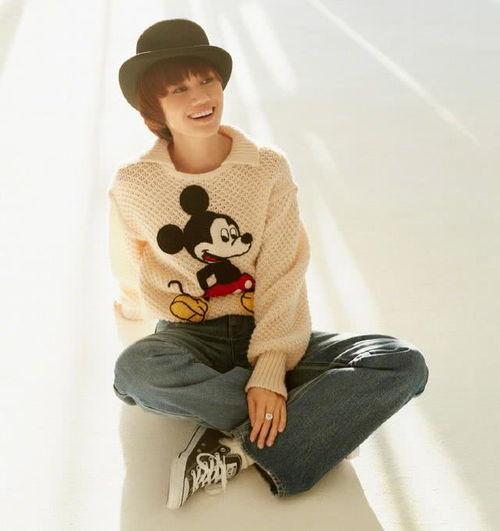 明星穿米老鼠,明星们的迪士尼时尚之旅