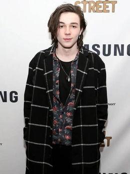 演员一纳个人资料,光影交织的演艺人生，探寻演员一纳的多面魅力